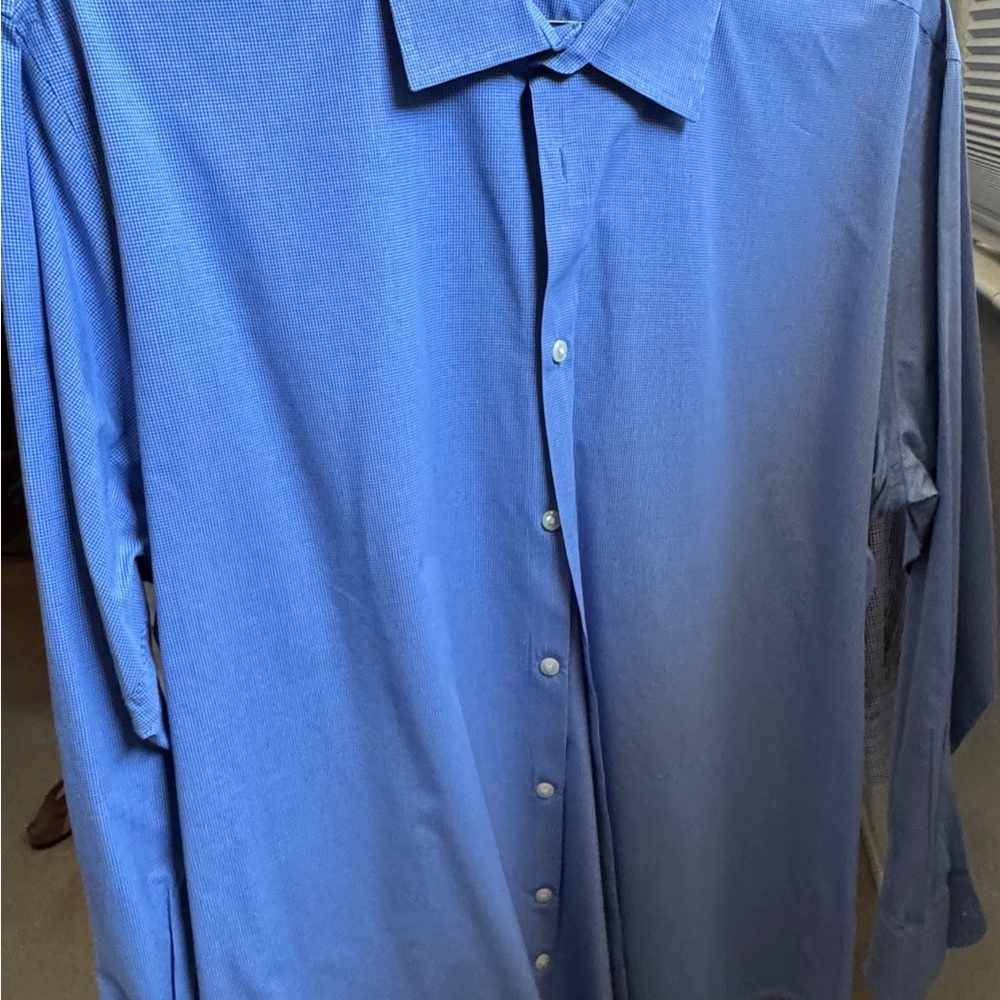 Bloomingdale's Classic Blue Dress Shirt Size 17.5